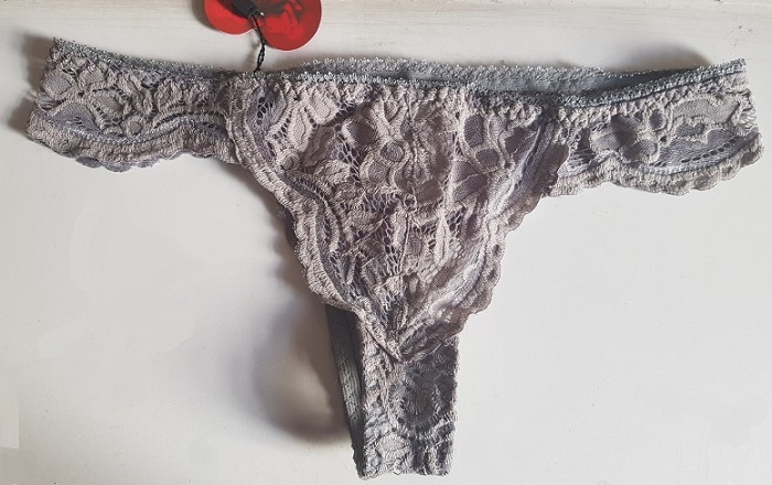 Ensemble Agate avec string